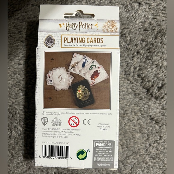 $4 HARRY POTTER PLAYING CARDS. NEW. $4 IF BUNDLE - Picture 8 of 12